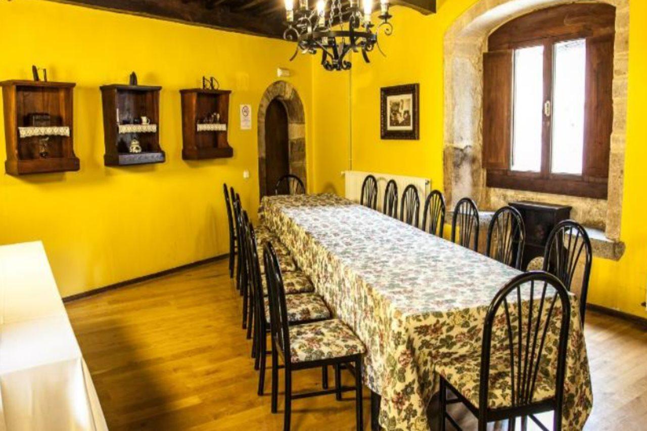 Castillo Valdes Salas