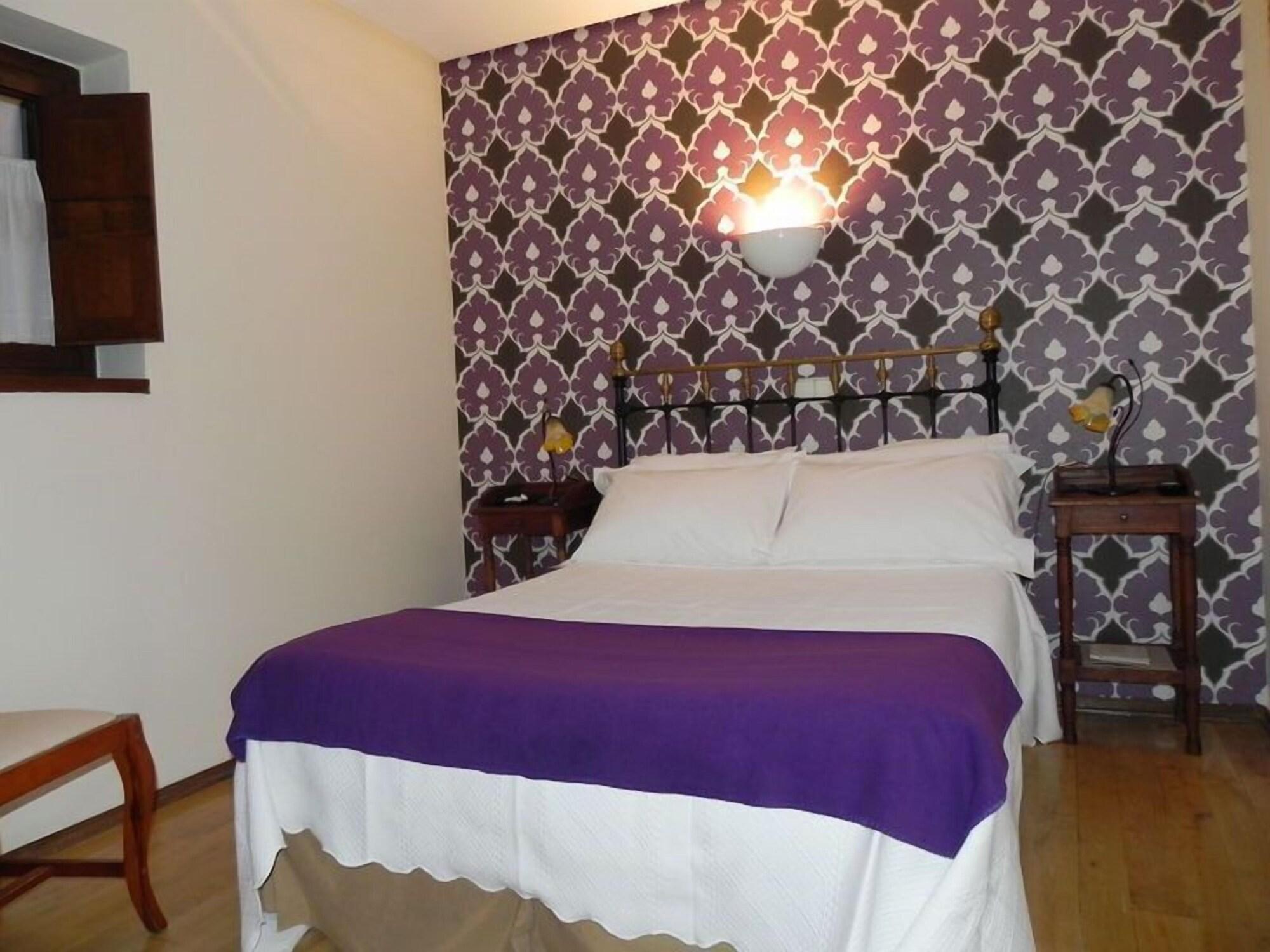 Castillo Valdes Salas Hotel 2*